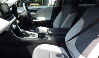TOYOTA RAV4 HYBRID 4WD full