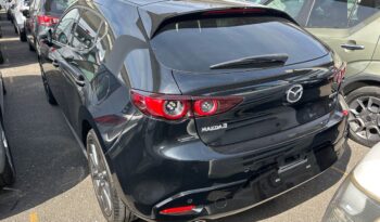 MAZDA 3 FASTBACK full