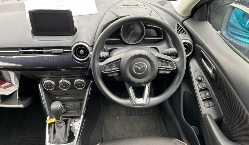 MAZDA 2 full