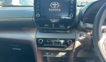 TOYOTA YARIS CROSS full