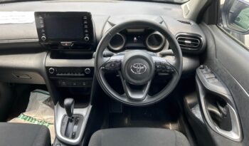 TOYOTA YARIS CROSS HYBRID full