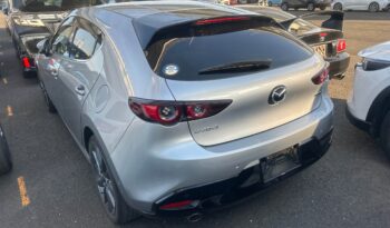 MAZDA 3 FASTBACK – TOP OF THE RANGE full