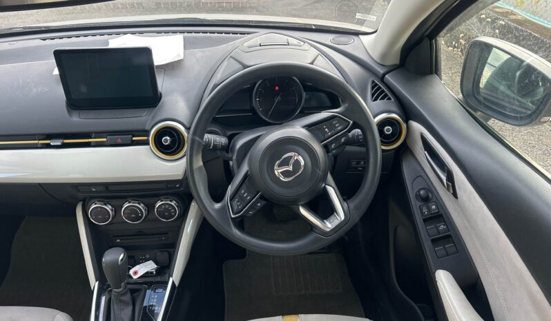 MAZDA 2 full