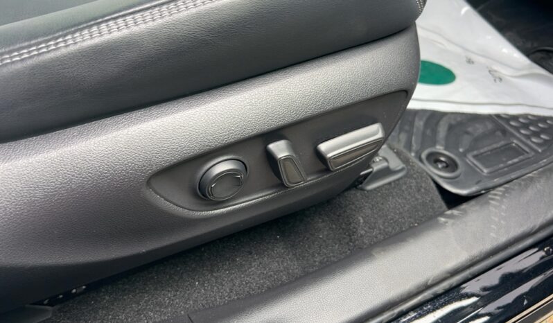 TOYOTA RAV 4 HYBRID full