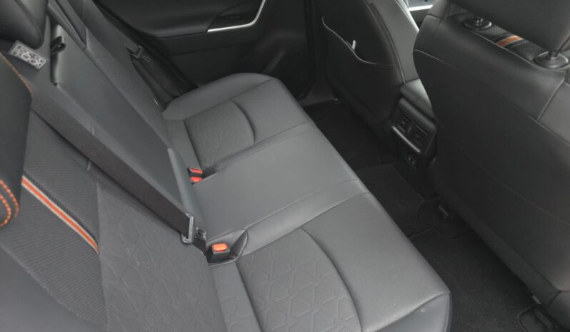 TOYOTA RAV4 ADVENTURE HYBRID full