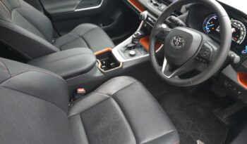 TOYOTA RAV4 ADVENTURE HYBRID full