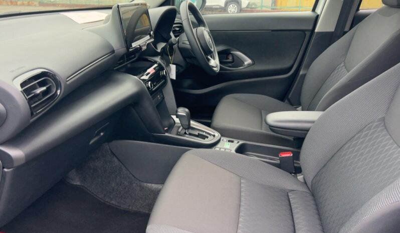 Toyota Yaris Cross, G model – 2025 Arriving Soon full